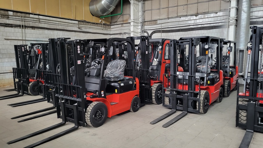 Тест-драйв складской техники на нашем складе в Серове