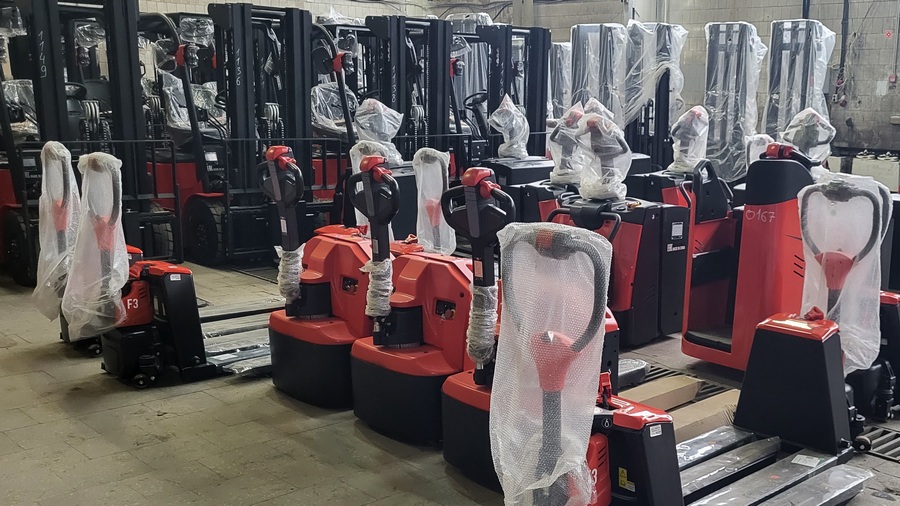 Тест-драйв складской техники на нашем складе в Серове