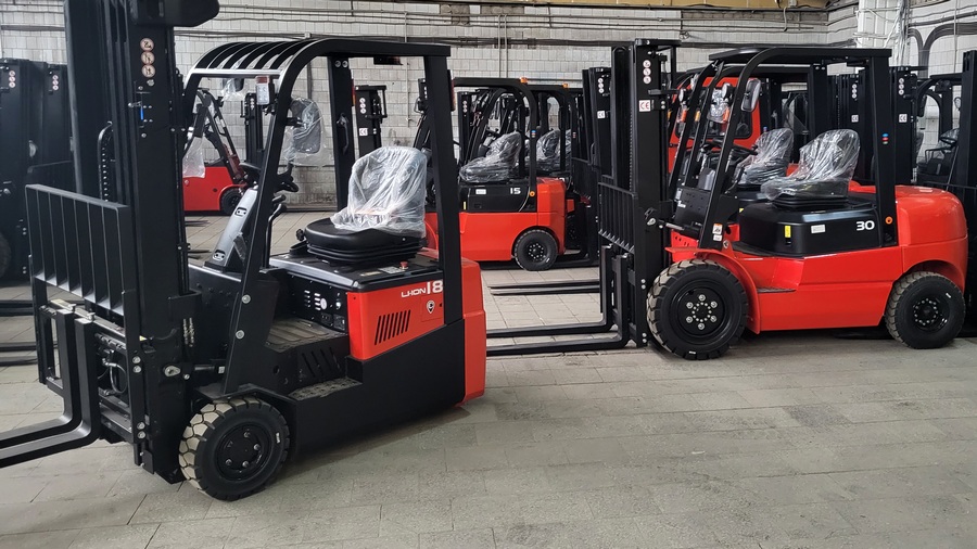 Тест-драйв складской техники на нашем складе в Серове